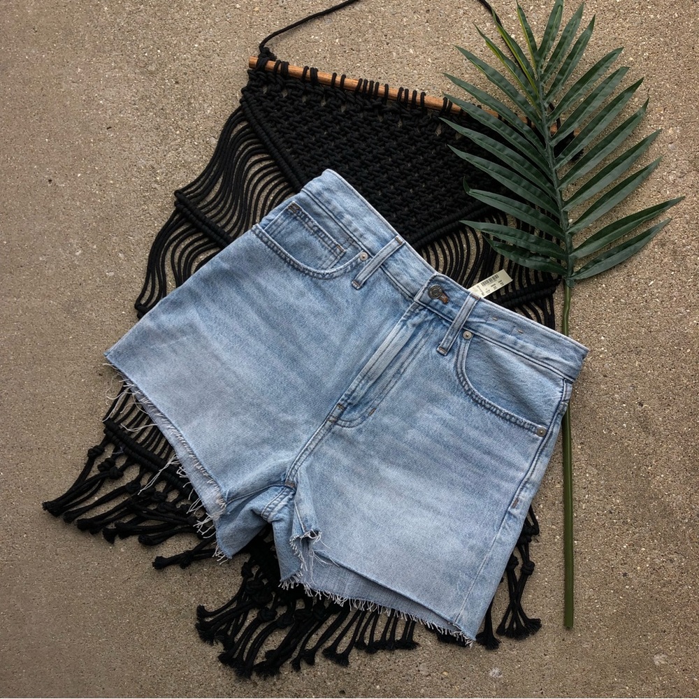 New Madewell Jean Shorts Size 27 - The Perfect Jean Short
